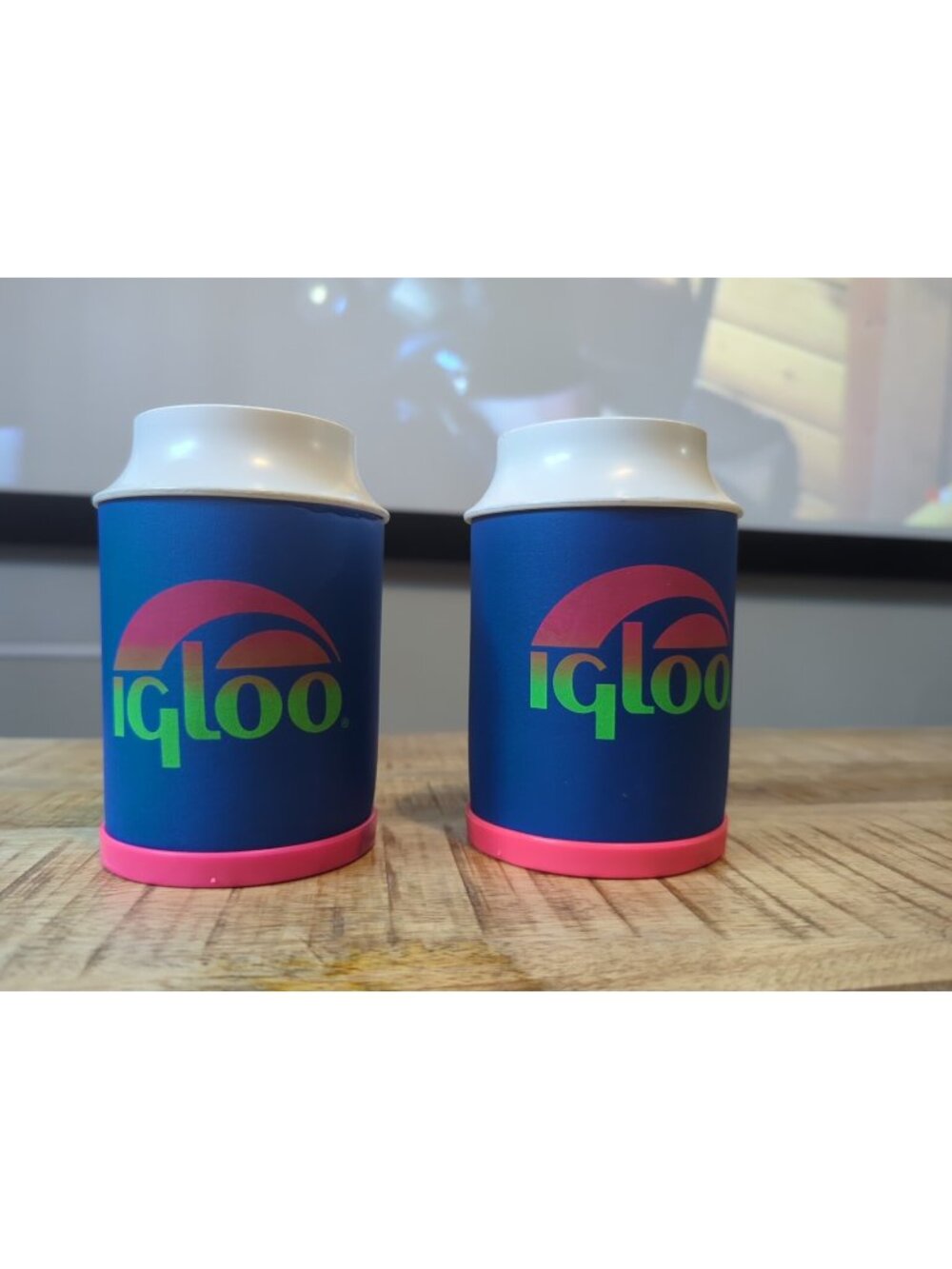 2 Retro Vintage IGLOO Can Cooler Koozie Beer Beverage Holder Coozie 80’s USA